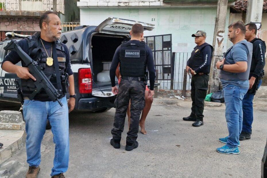 Policiais civis da Polícia Civil de Alagoas (PCAL) em foto oficial, imagem ilustrativa — concurso GCM Maceió