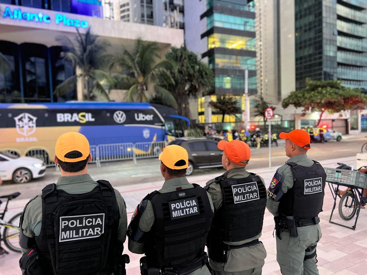Policiais militares de Pernambuco em serviço de patrulhamento; imagem ilustrativa da matéria sobre a PCPE